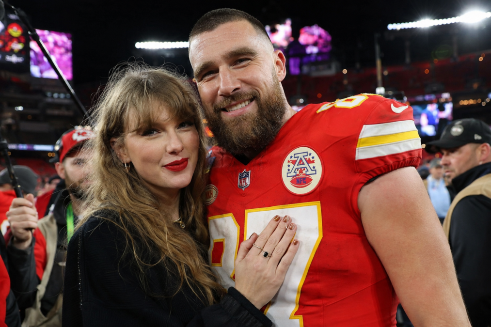 Taylor Swift Travis Kelce